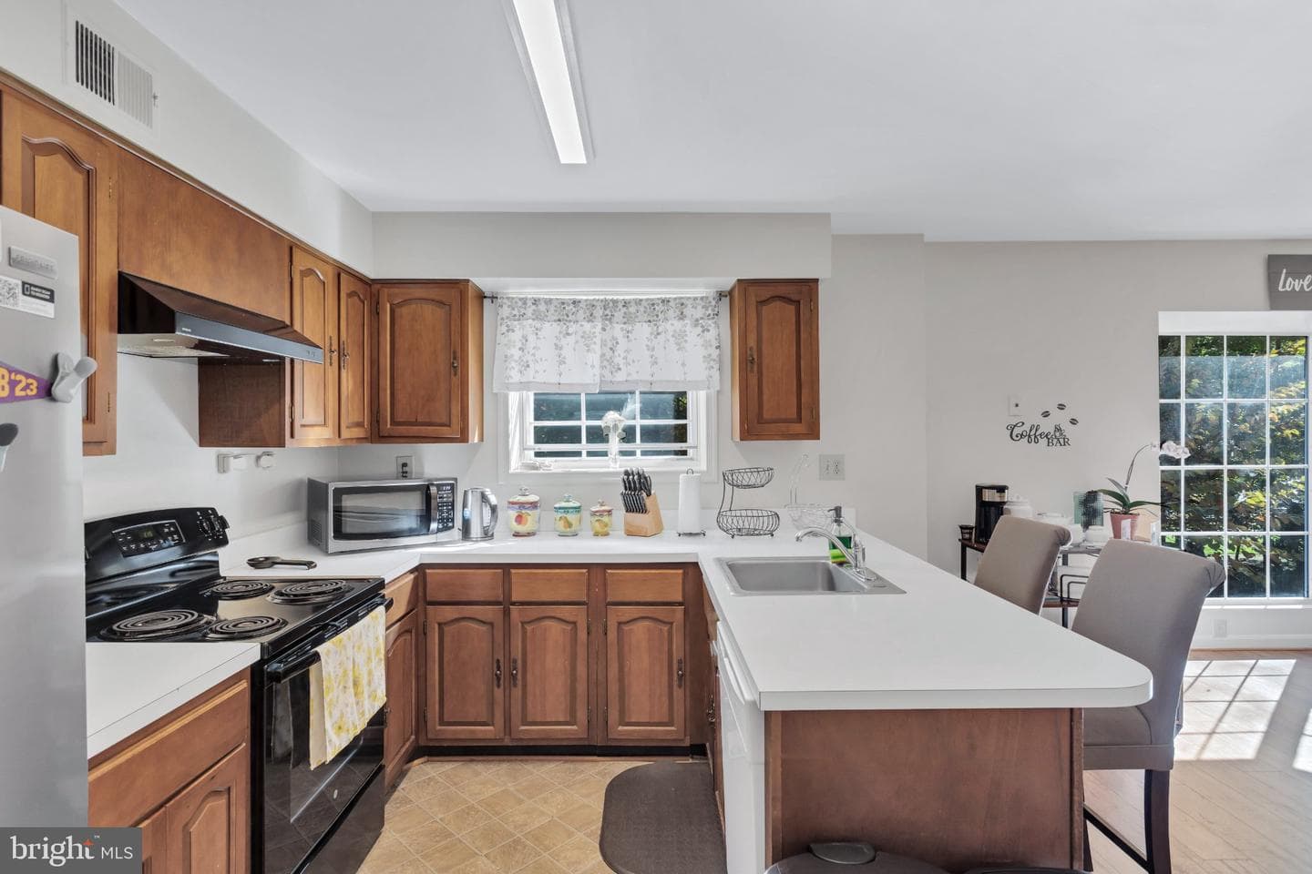 9009 Sweet Birch Court photo 11