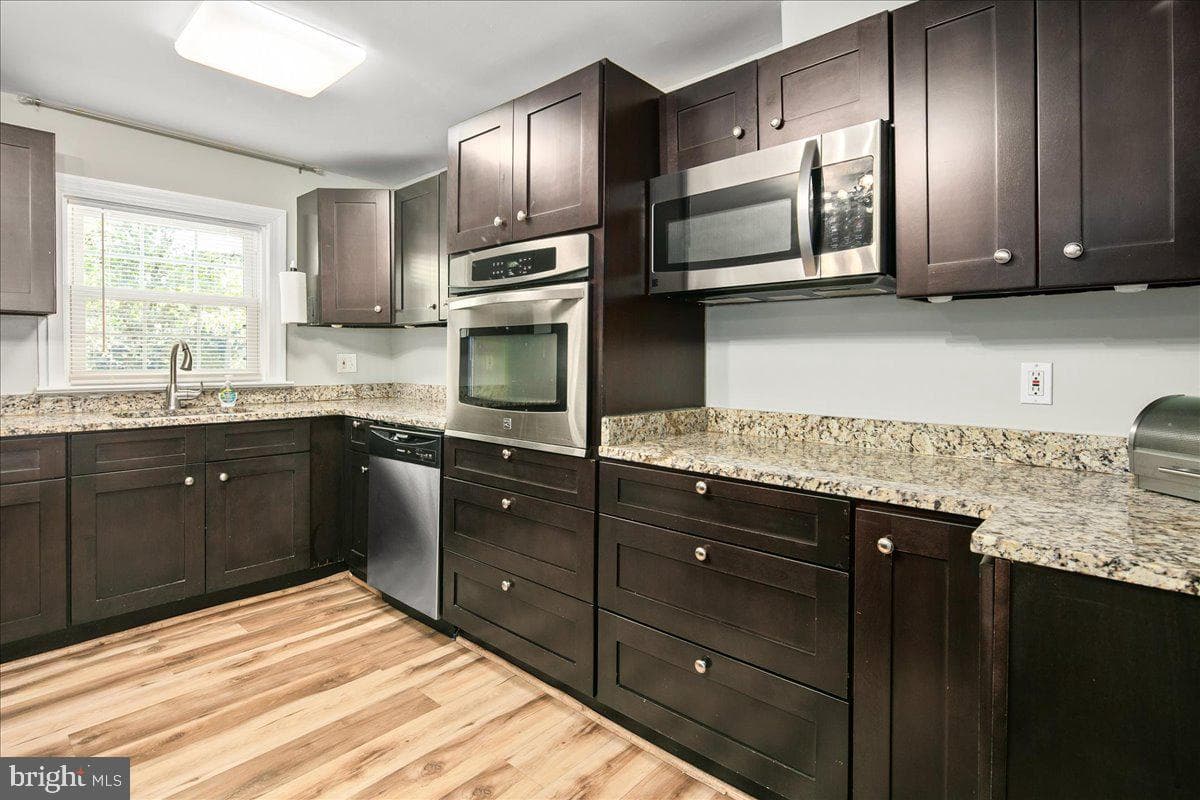 3700 Woodley Drive photo 19