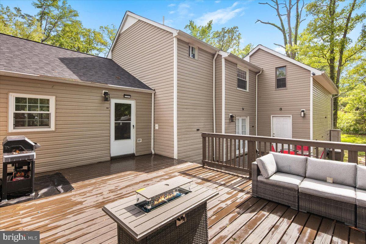 3700 Woodley Drive photo 53