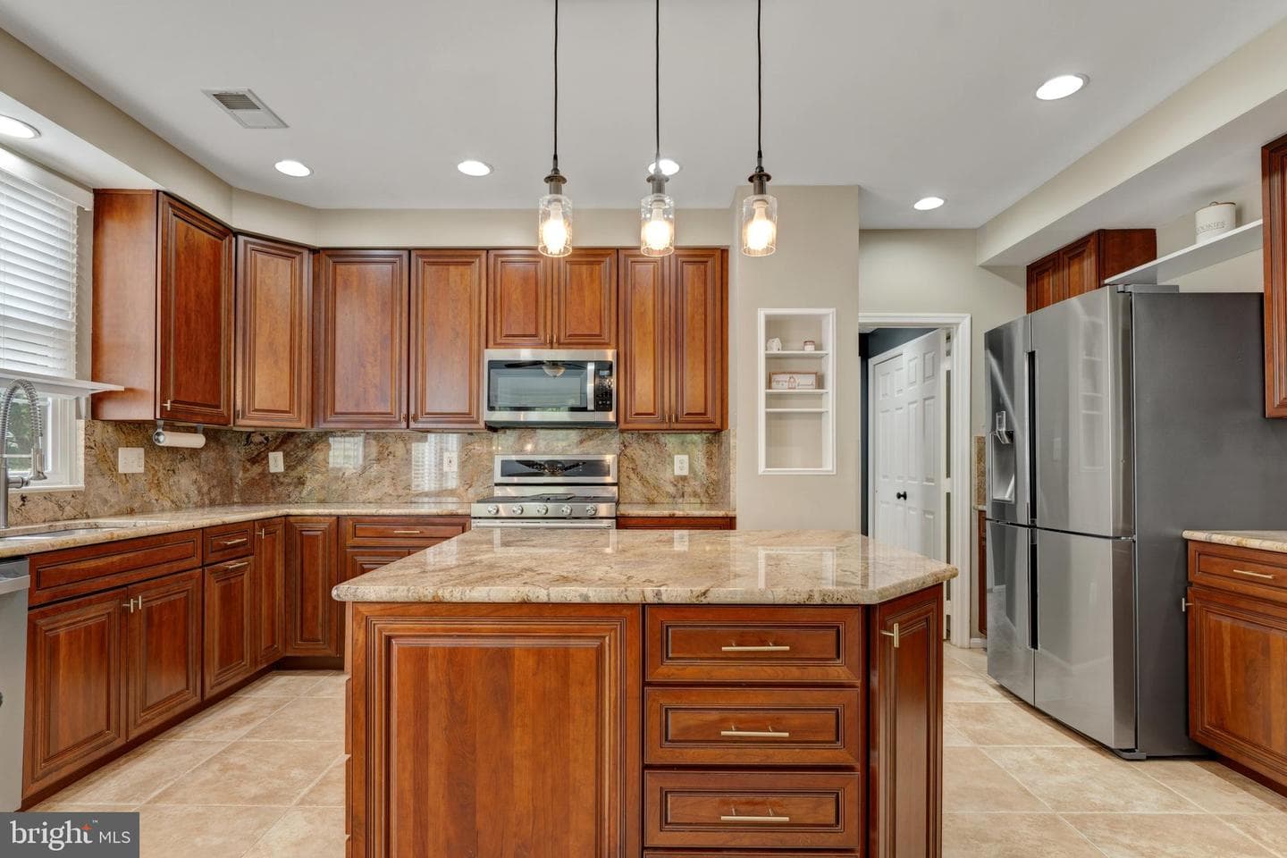 6306 Alderman Drive photo 8