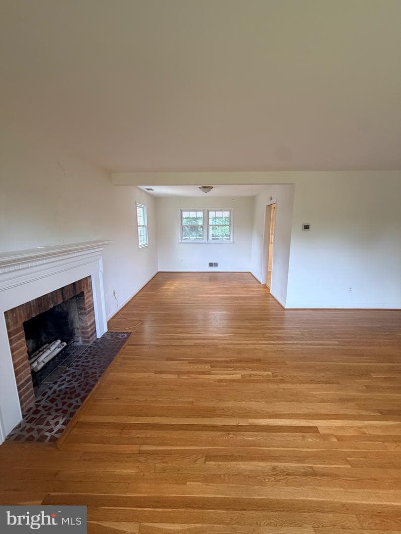 7100 Tyndale St photo 5