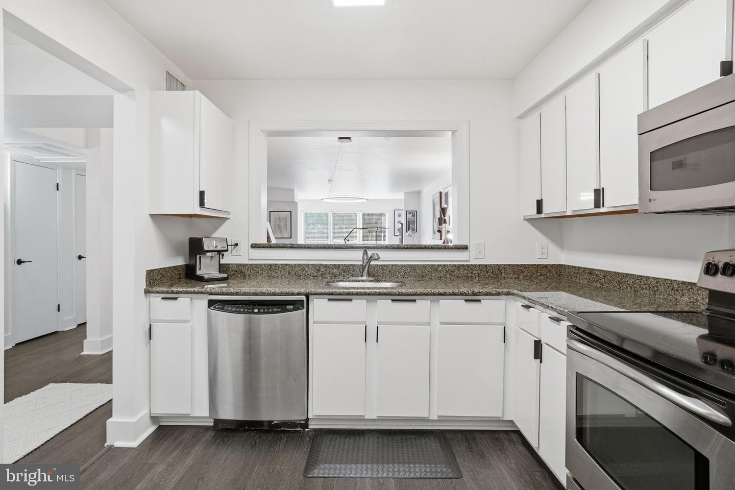 3179 Summit Square Drive #2-A2 photo 4