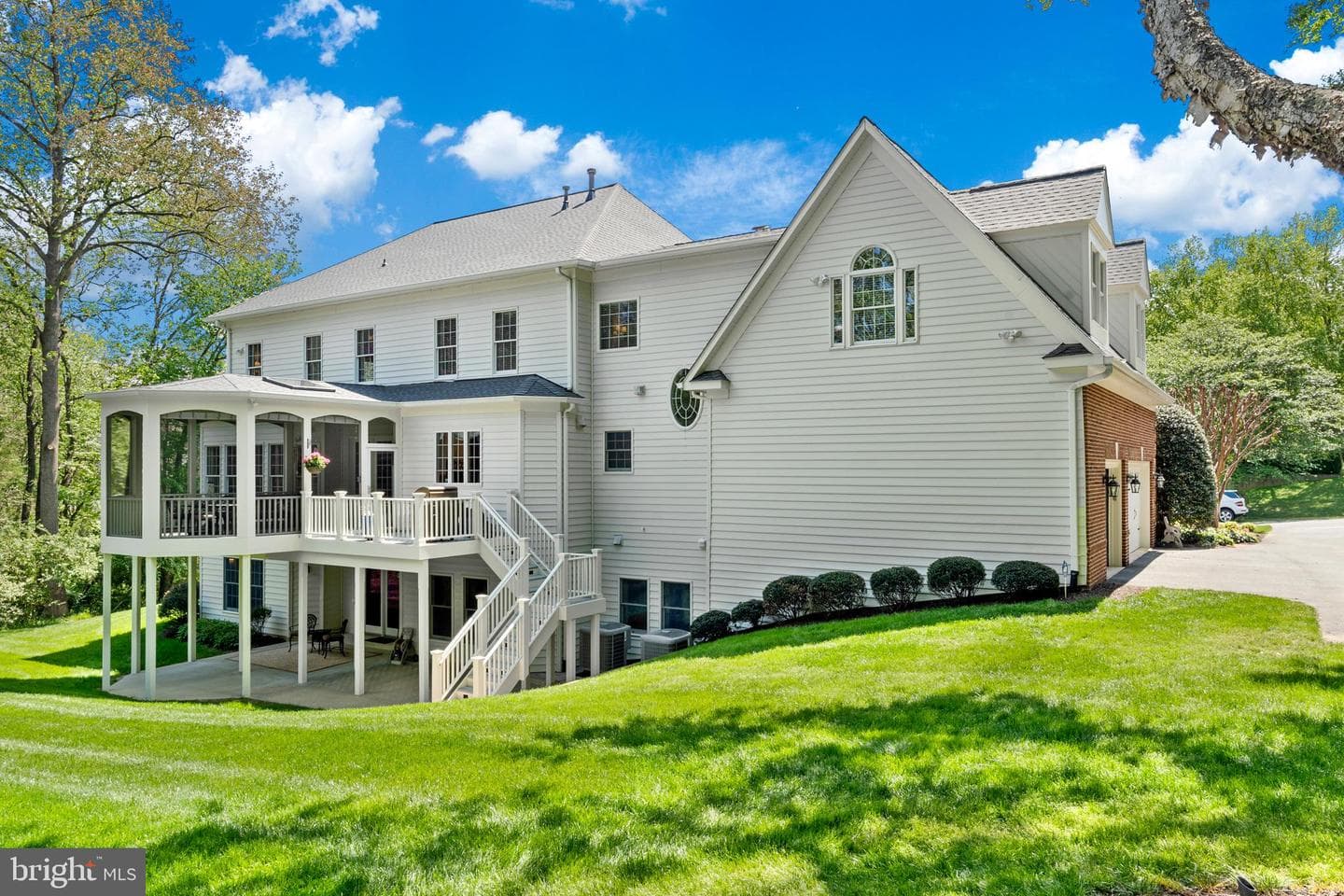1090 Mill Field Court photo 42