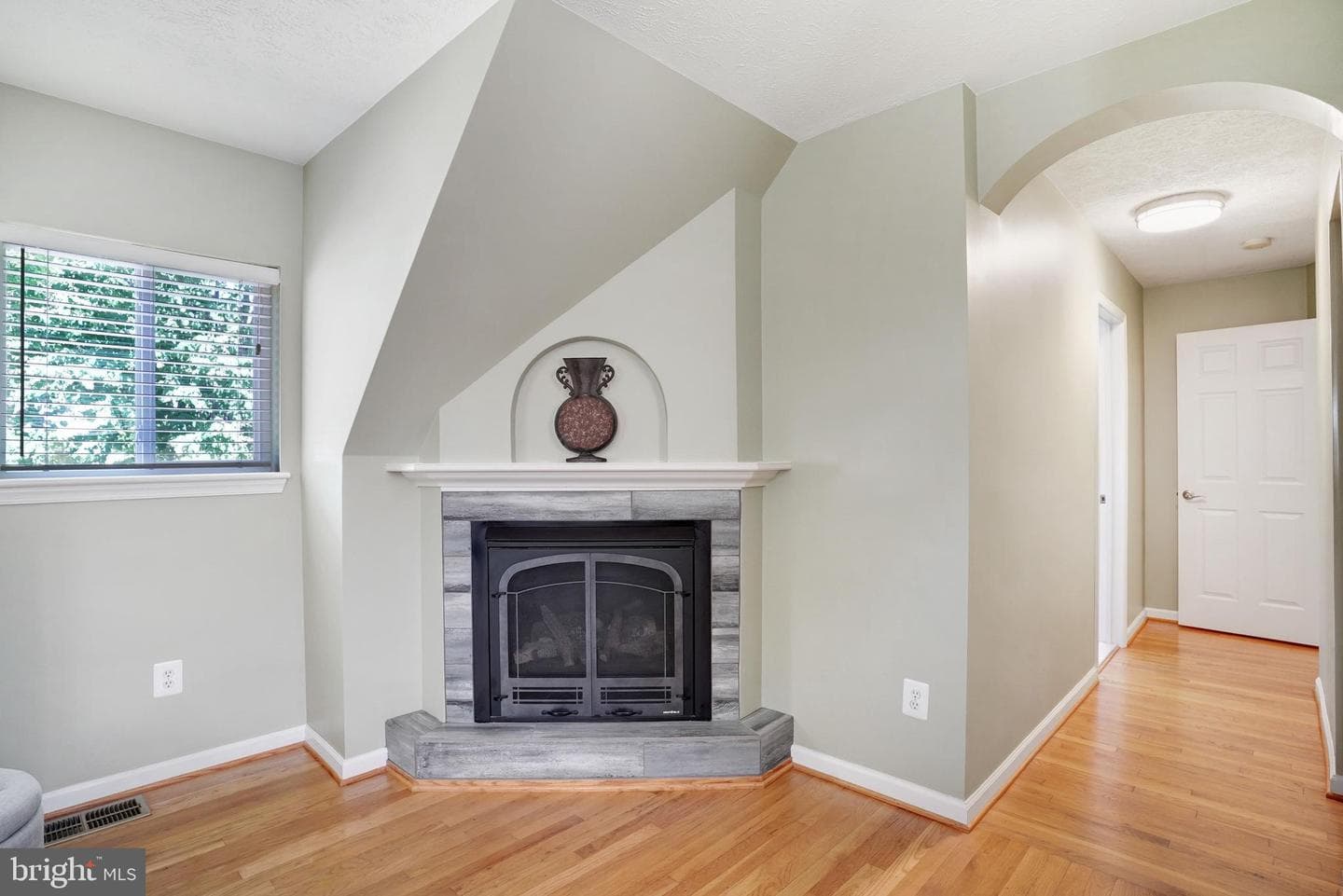 5300 Kings Park Drive photo 29