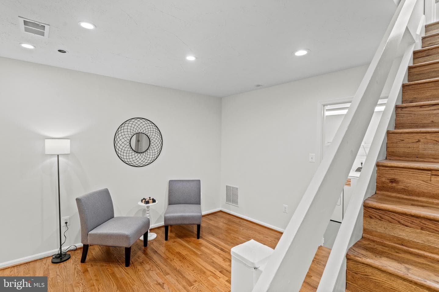 9201 Potomac Woods Lane photo 17