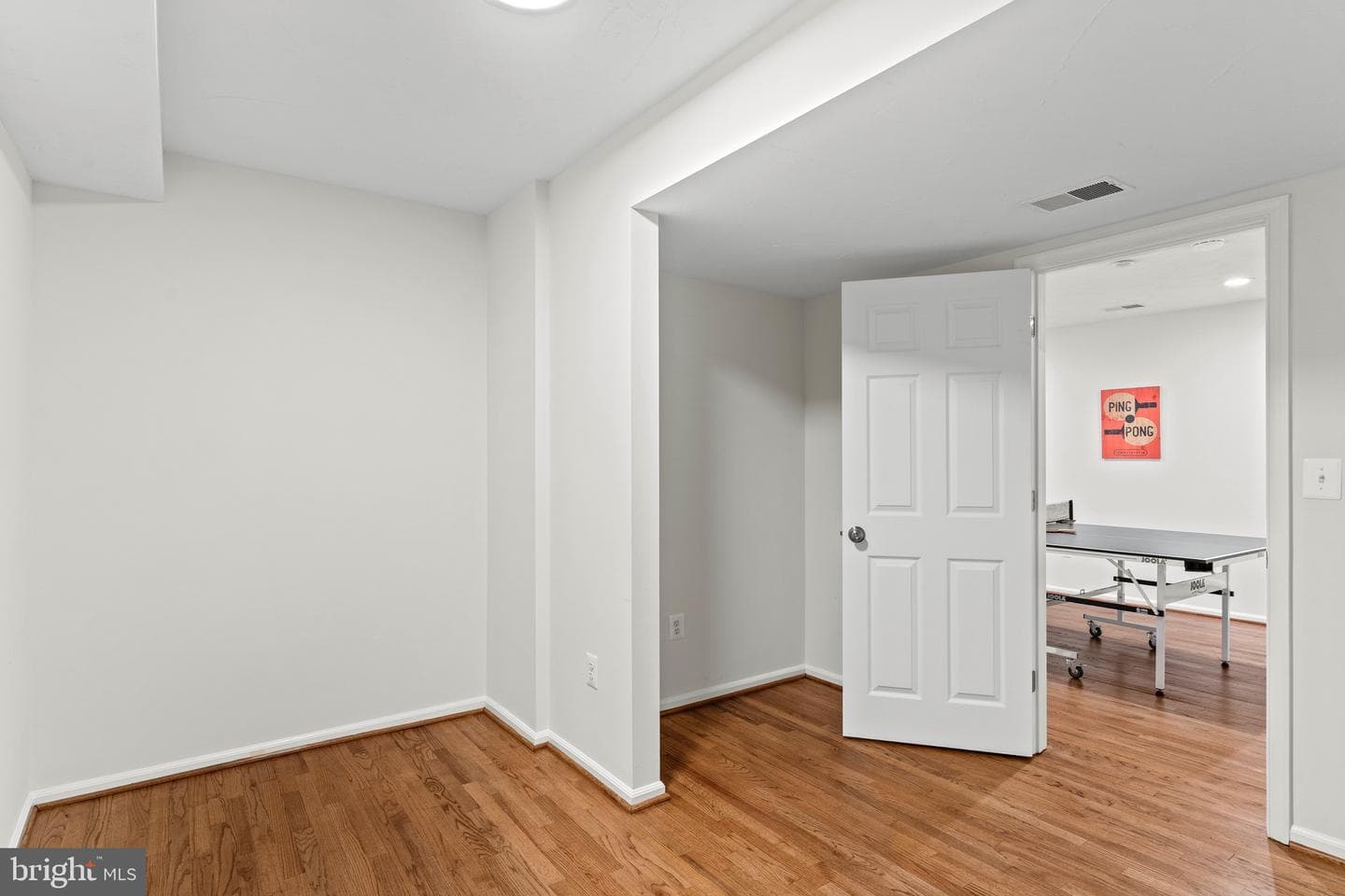 9201 Potomac Woods Lane photo 19