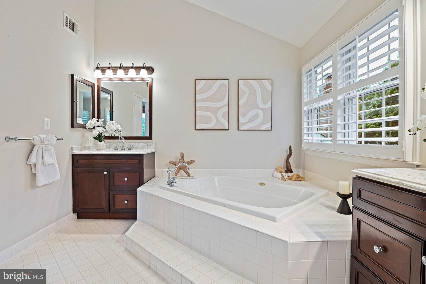 1706 Broadfield Lane photo 34