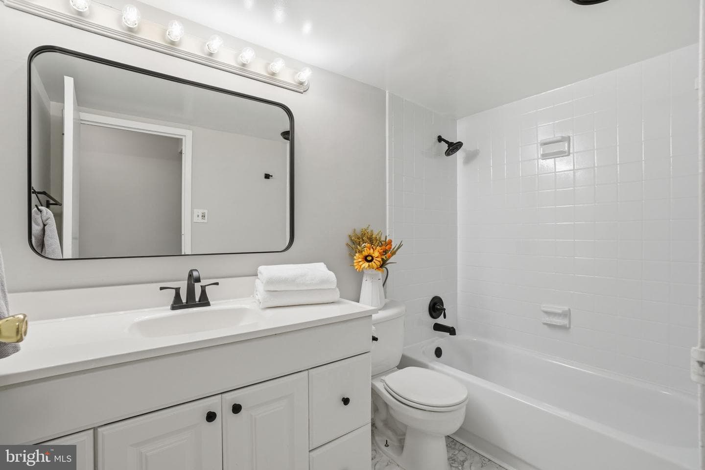 11228 Chestnut Grove Square #132 photo 11