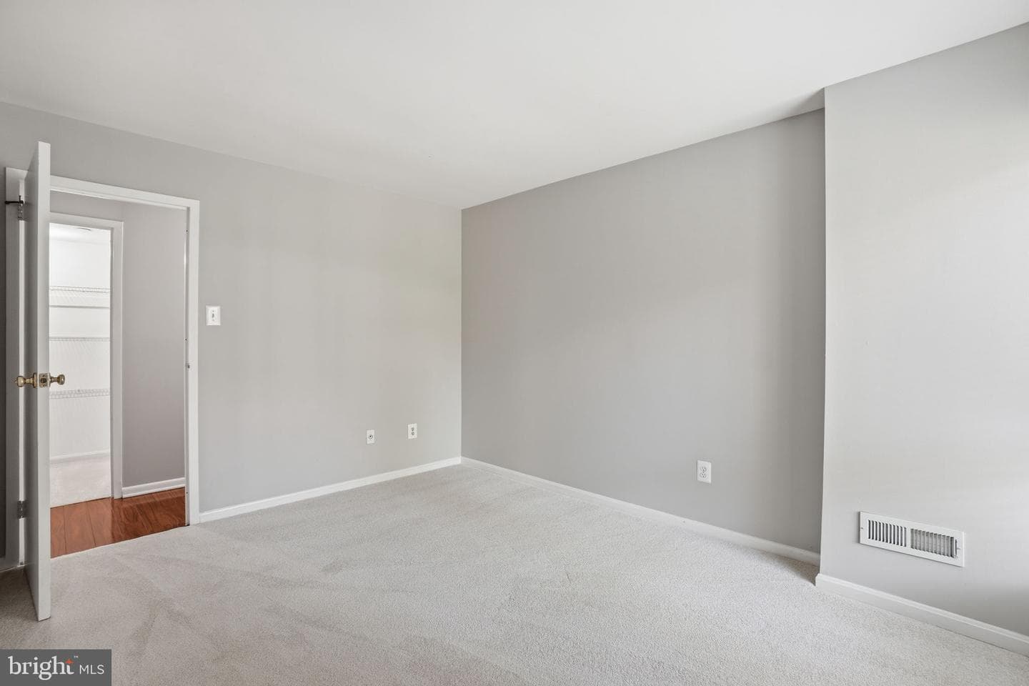 11228 Chestnut Grove Square #132 photo 16