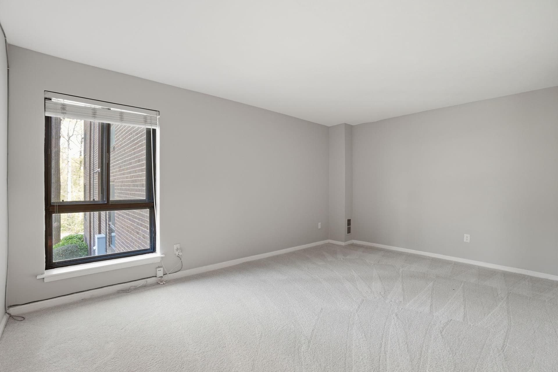 11228 Chestnut Grove Square #132 photo 9