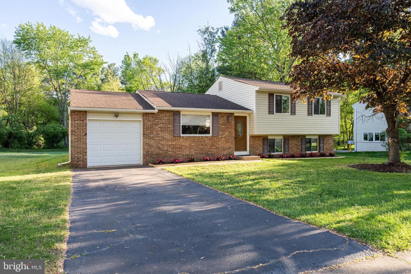 12772 Bradwell Road photo 3