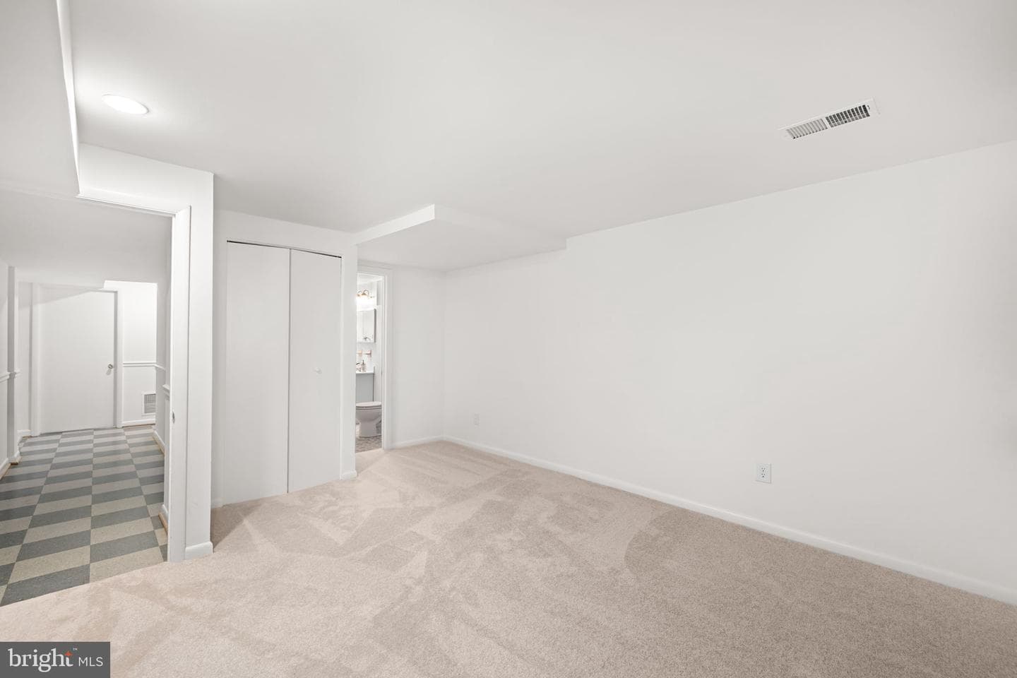 2501 Duxbury Place photo 40