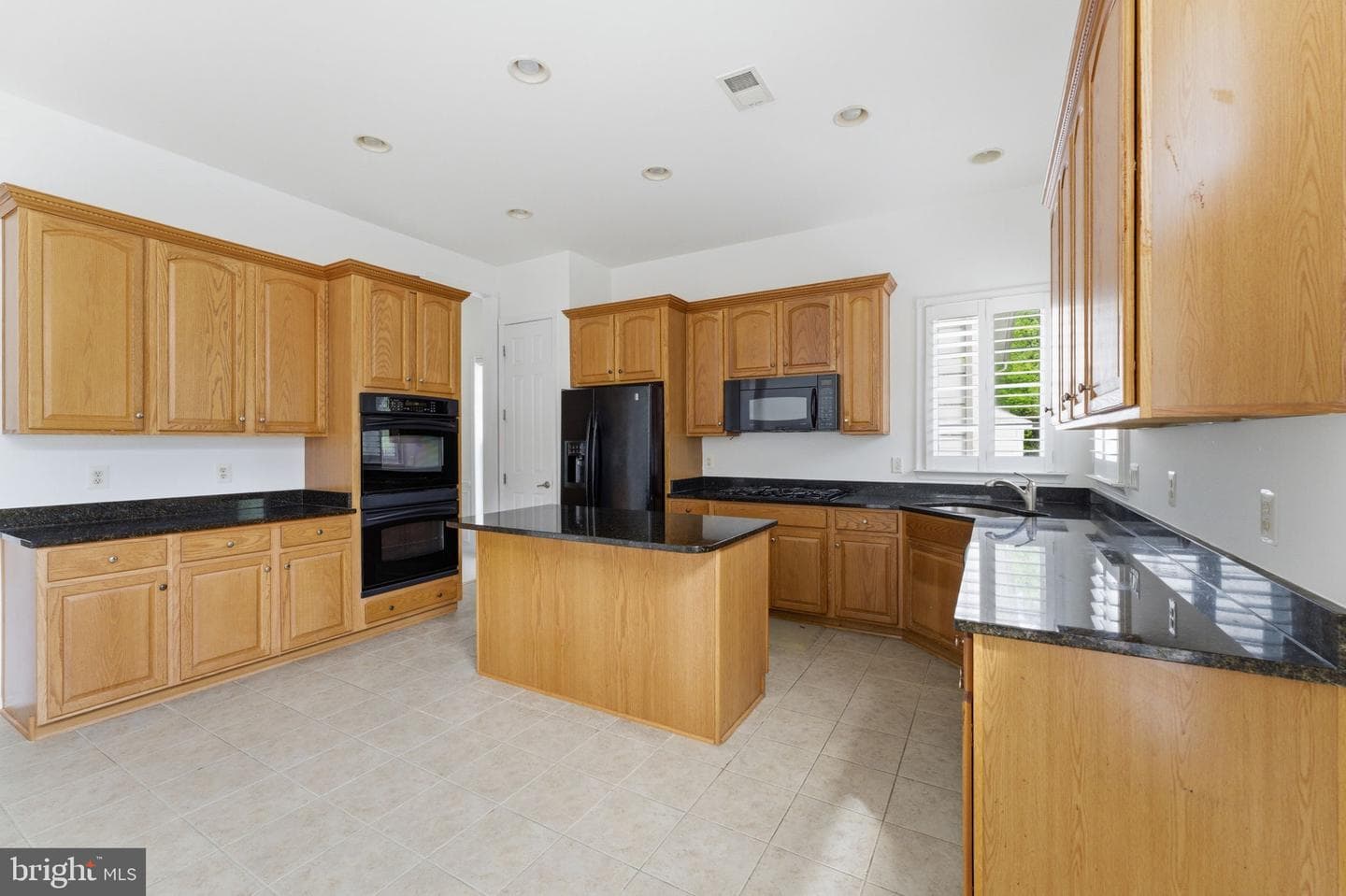 8305 Allerdale Court photo 16