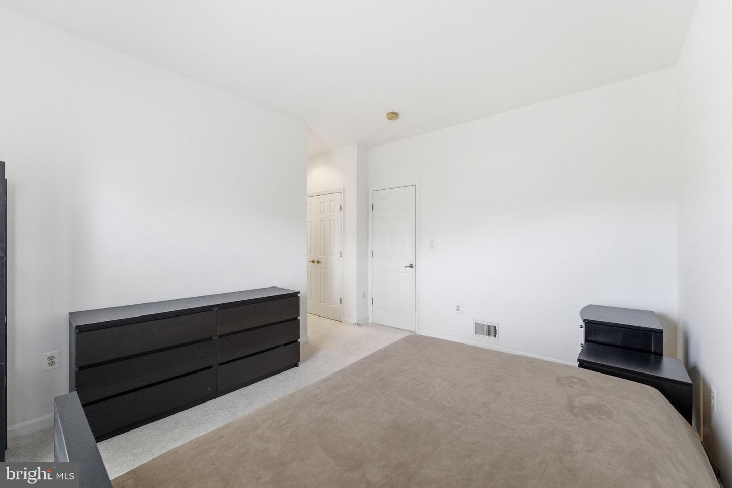 8305 Allerdale Court photo 37