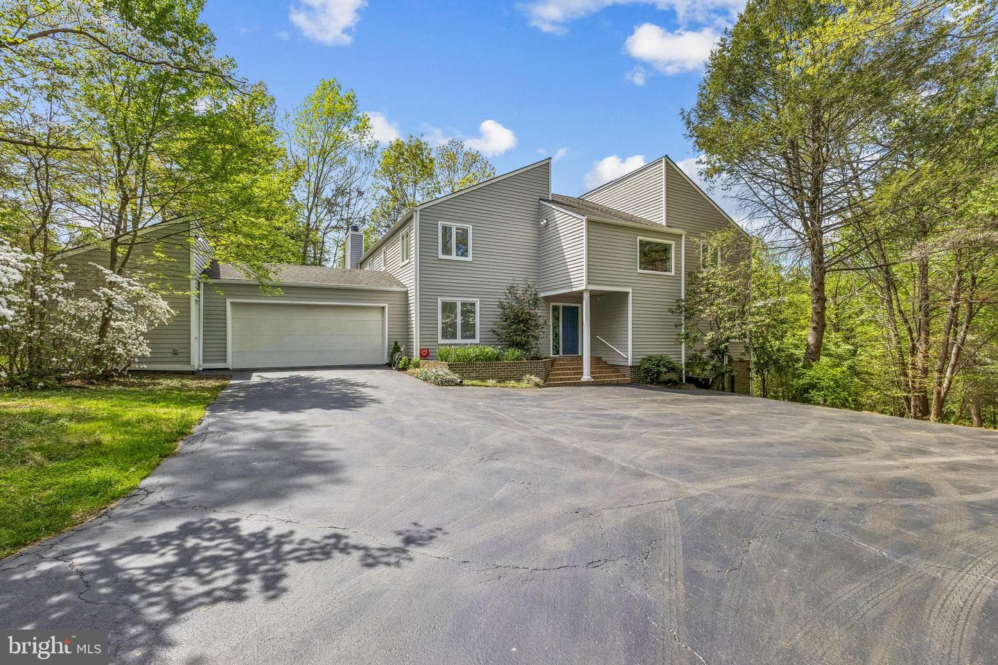 2416 Sunny Meadow Lane