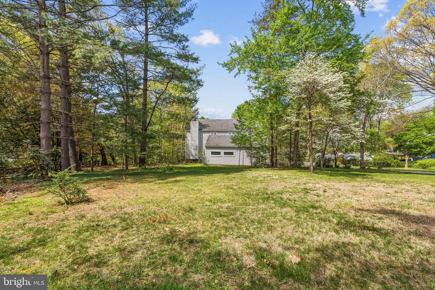 2416 Sunny Meadow Lane photo 2