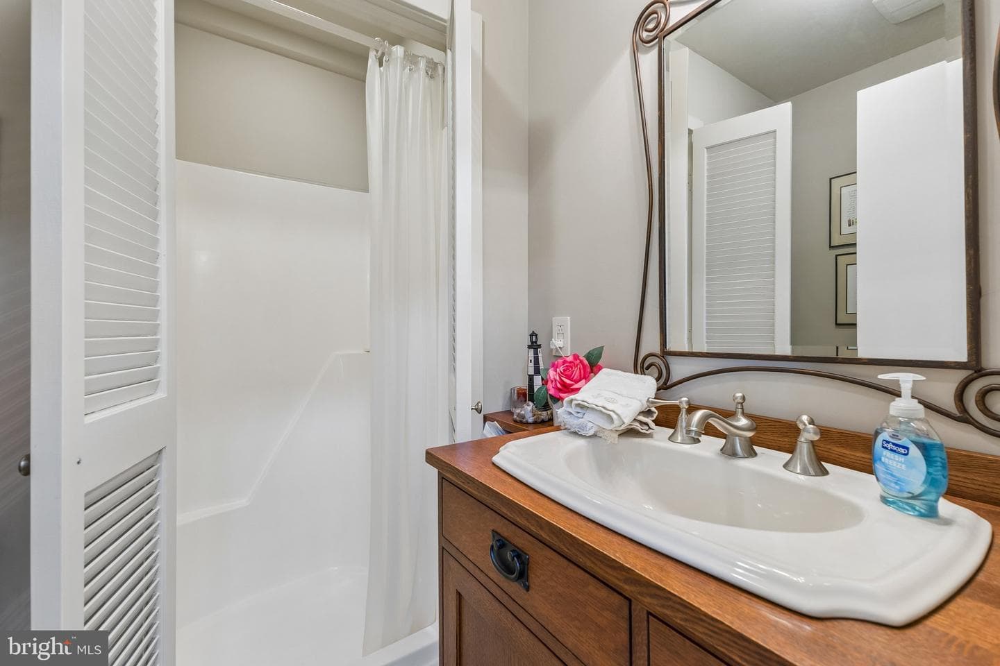 2416 Sunny Meadow Lane photo 24