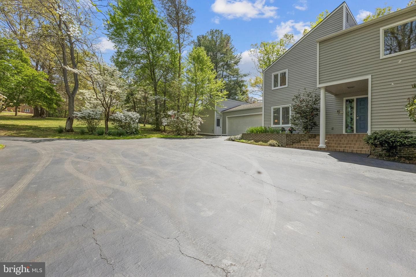 2416 Sunny Meadow Lane photo 7