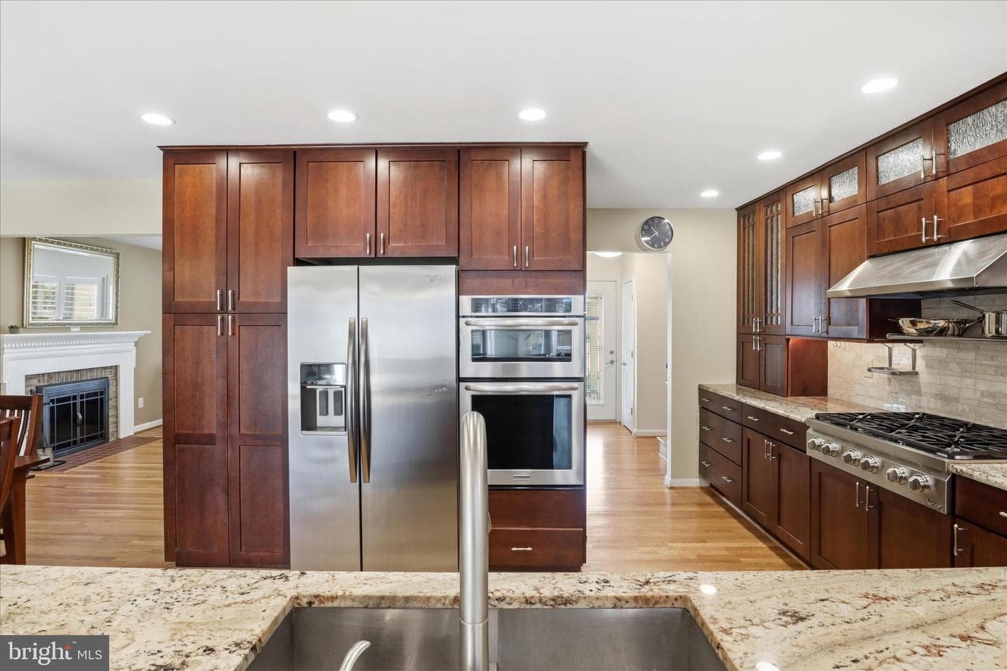 5457 Broadmoor Street photo 12