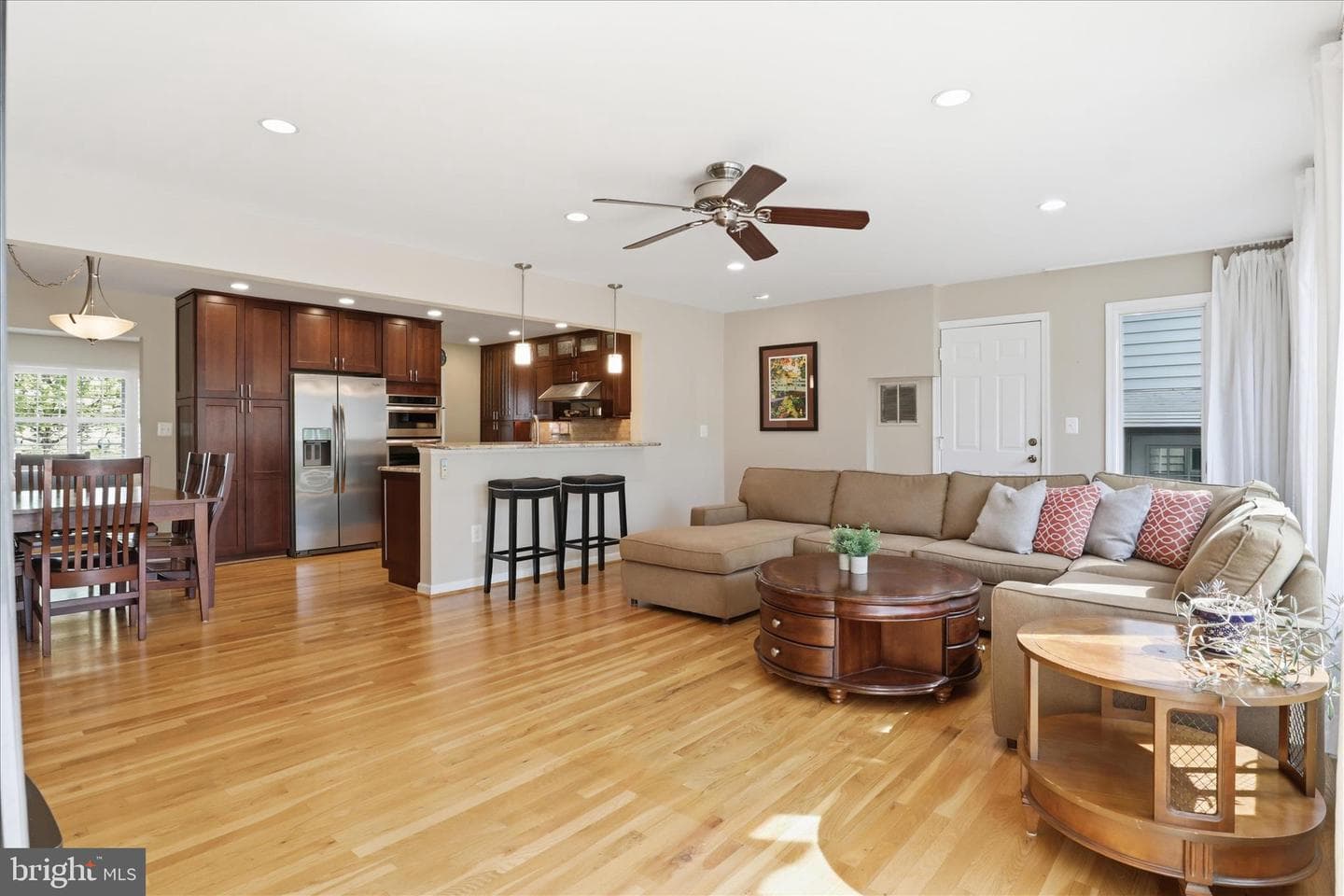 5457 Broadmoor Street photo 16