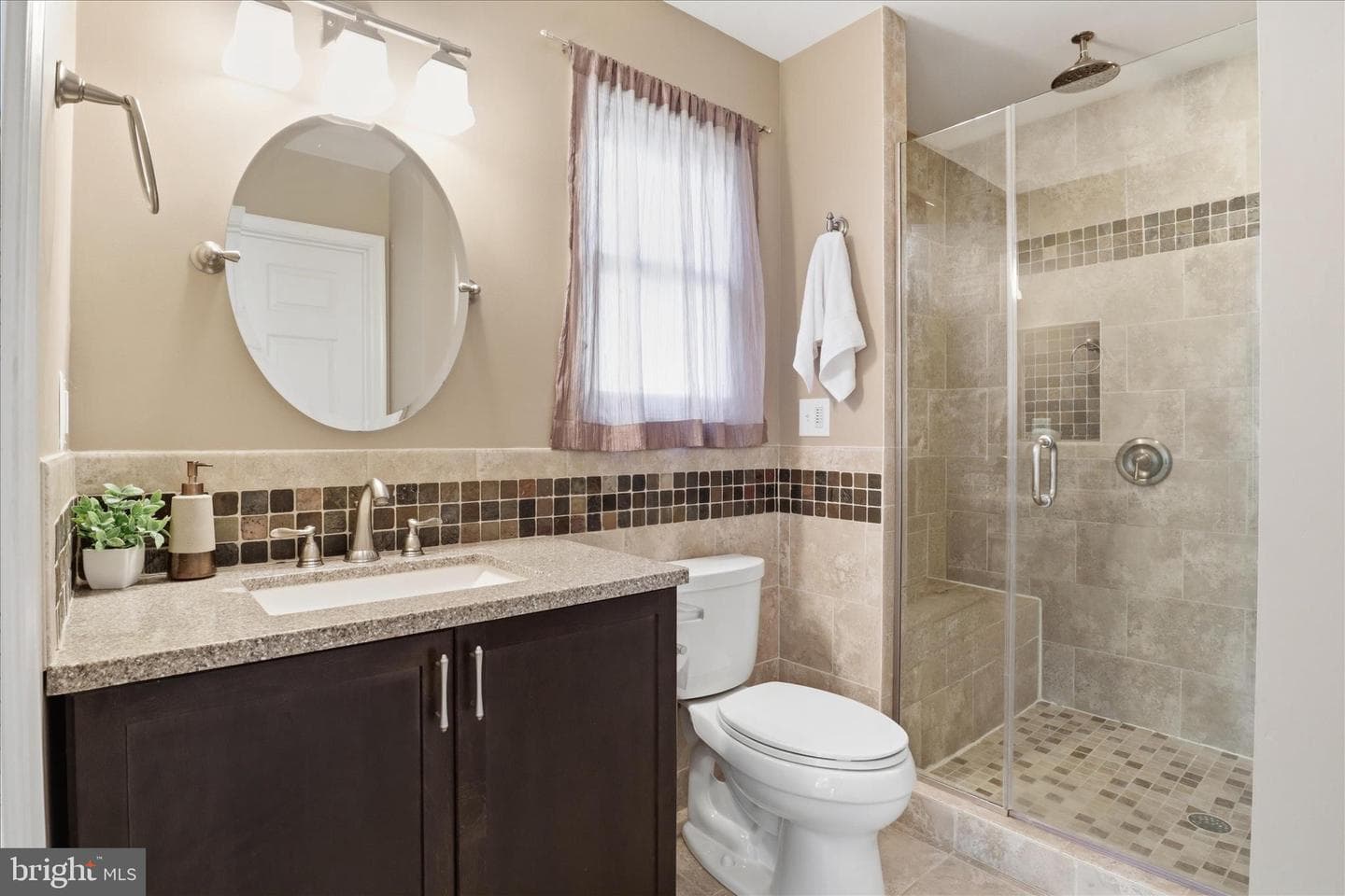 5457 Broadmoor Street photo 20