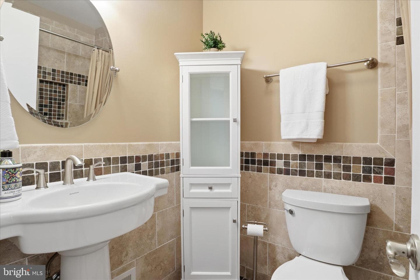 5457 Broadmoor Street photo 27