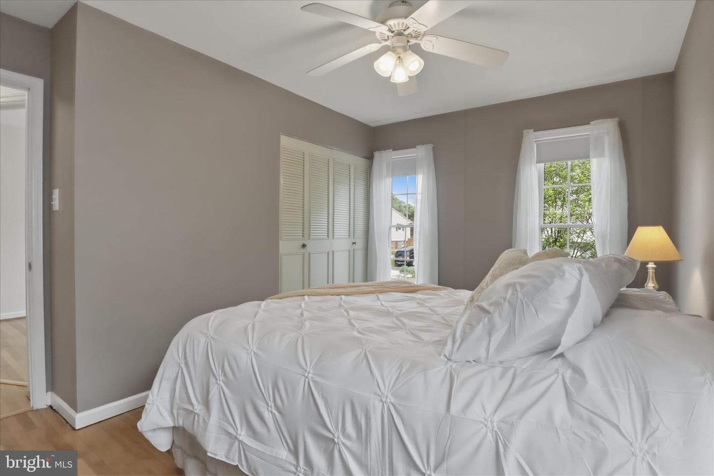 5457 Broadmoor Street photo 29
