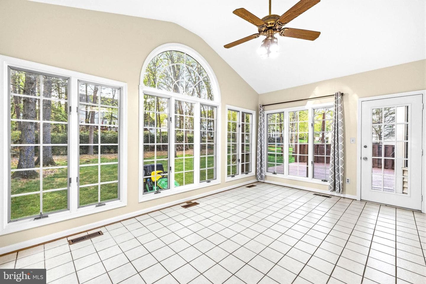 15118 Wetherburn Drive photo 15