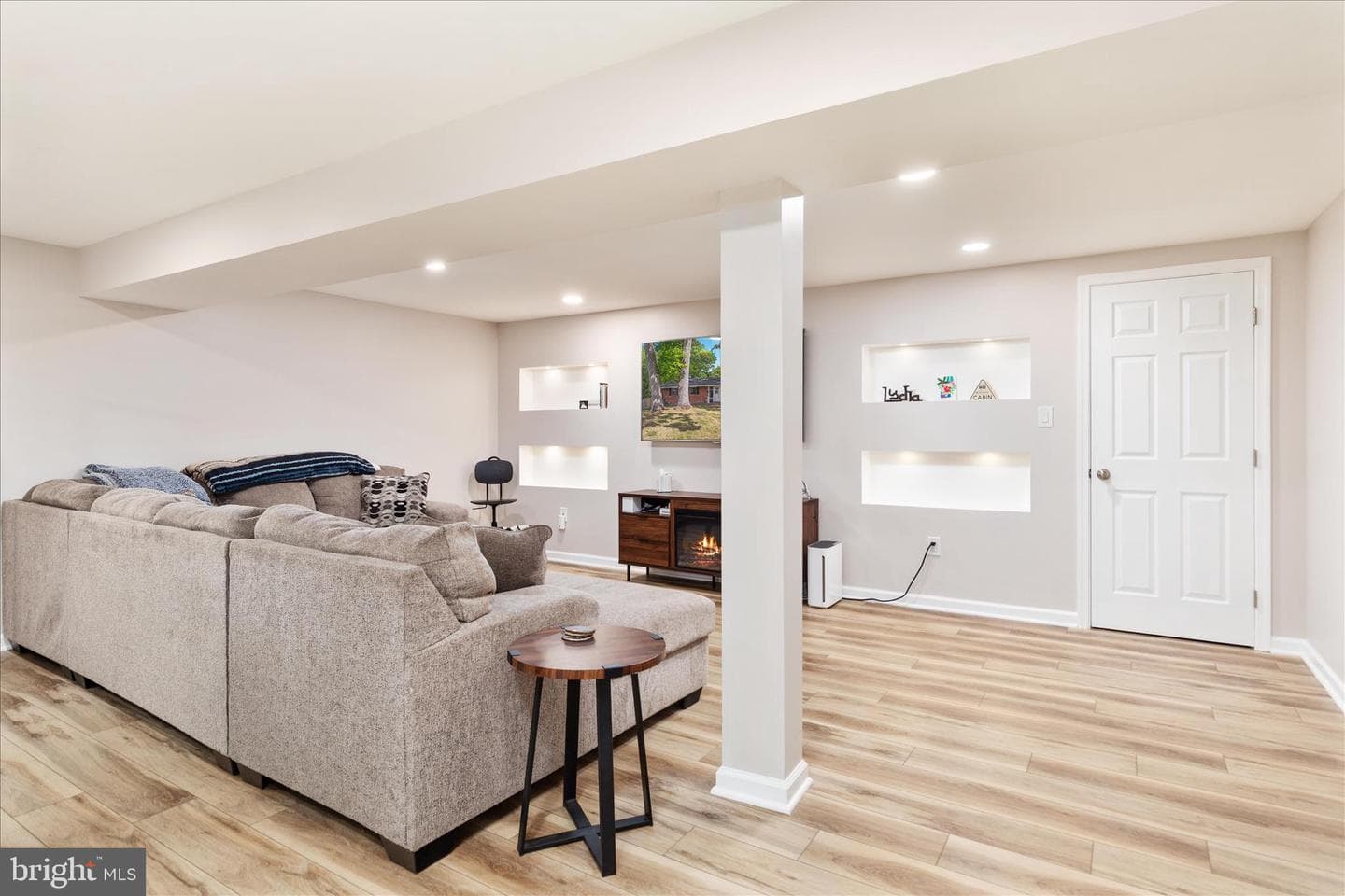 4607 Mayor Place photo 18