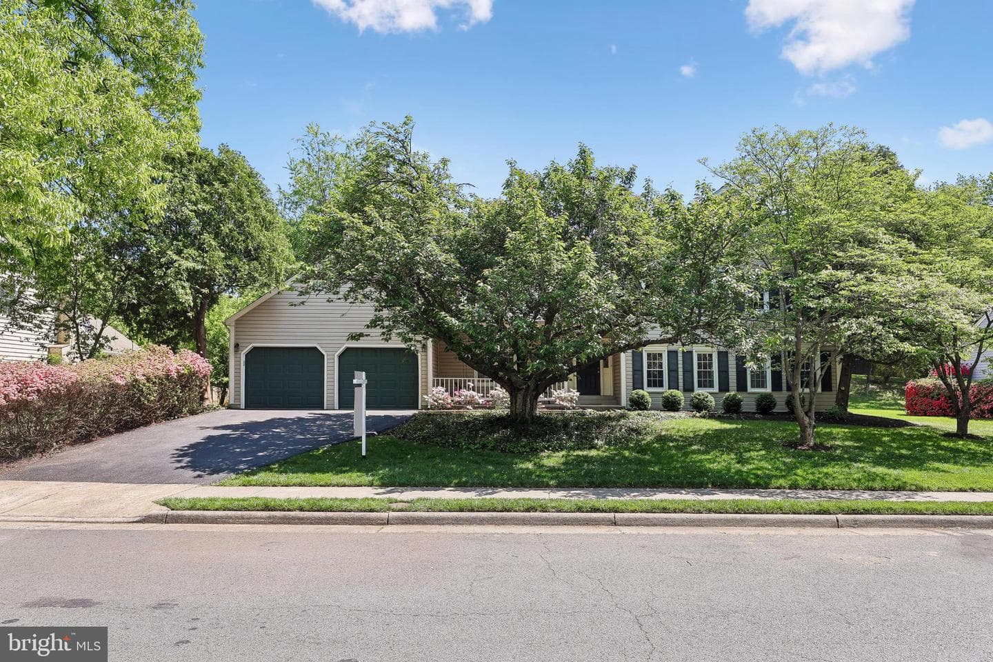 2701 Reign Street photo 50