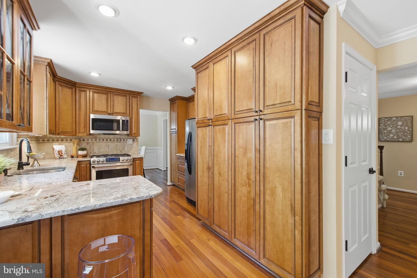 4526 Banff Street photo 15