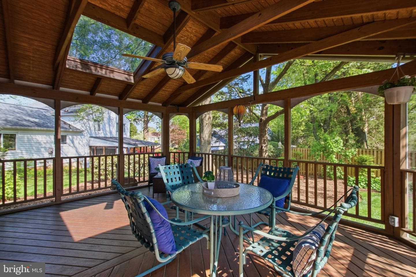 4526 Banff Street photo 22