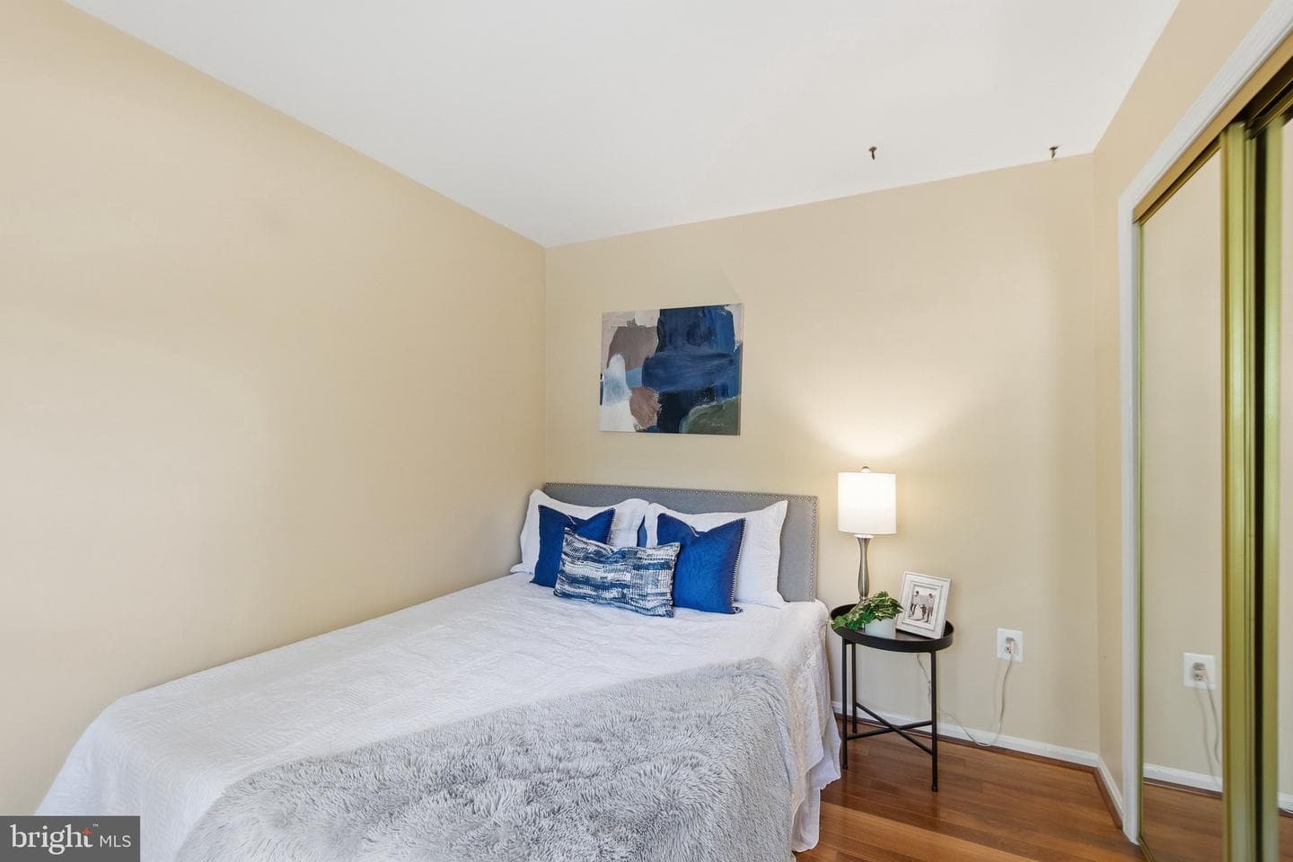 4526 Banff Street photo 23