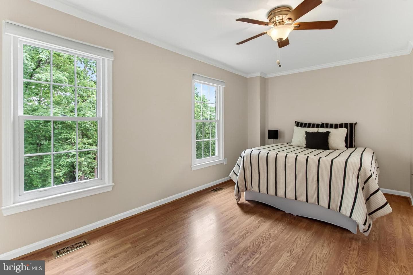 7451 Hatherleigh Court photo 27