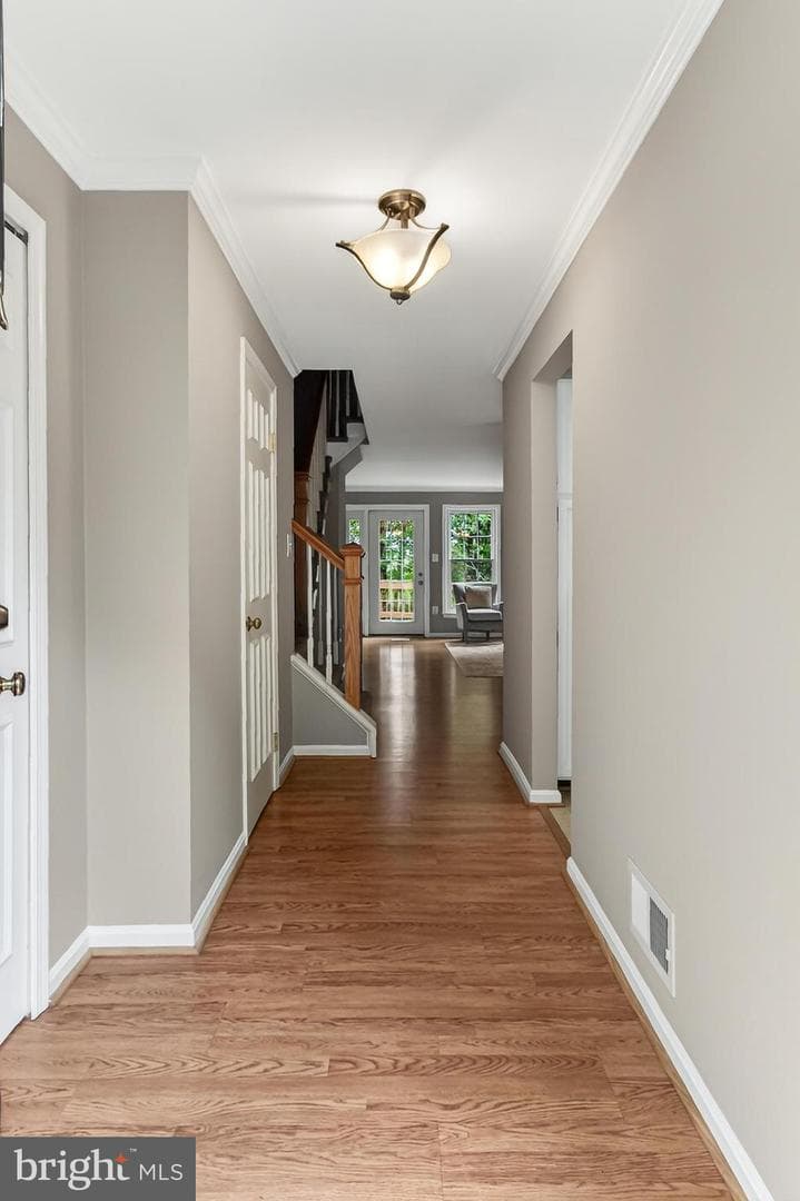 7451 Hatherleigh Court photo 6