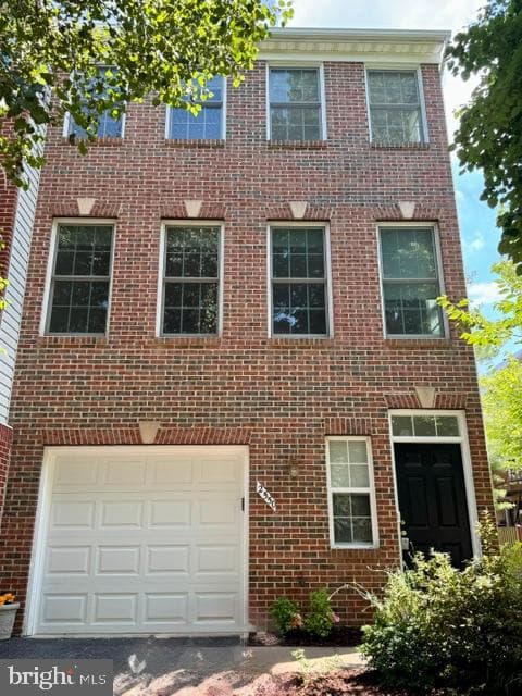 2550 James Madison Circle, Herndon