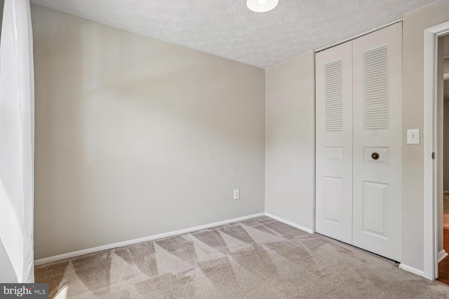 8491 Rippled Creek Court photo 24