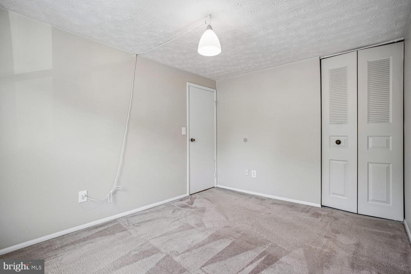 8491 Rippled Creek Court photo 26