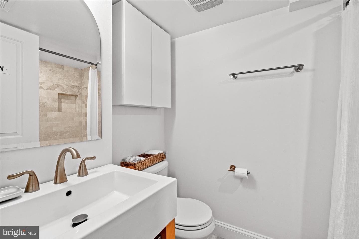 2206 Rollins Drive photo 30