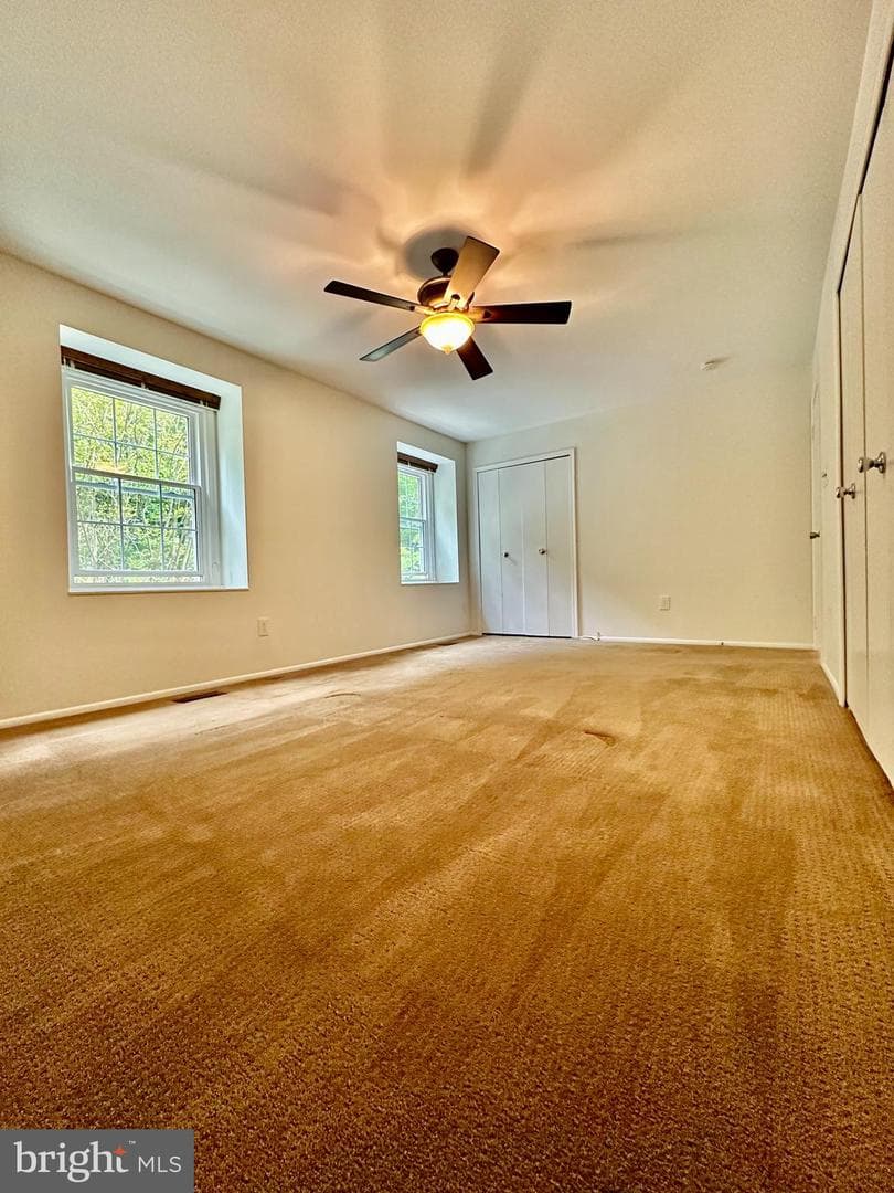 5230 Lonsdale Drive photo 12