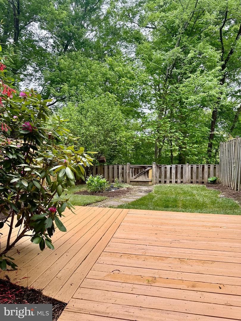 5230 Lonsdale Drive photo 24