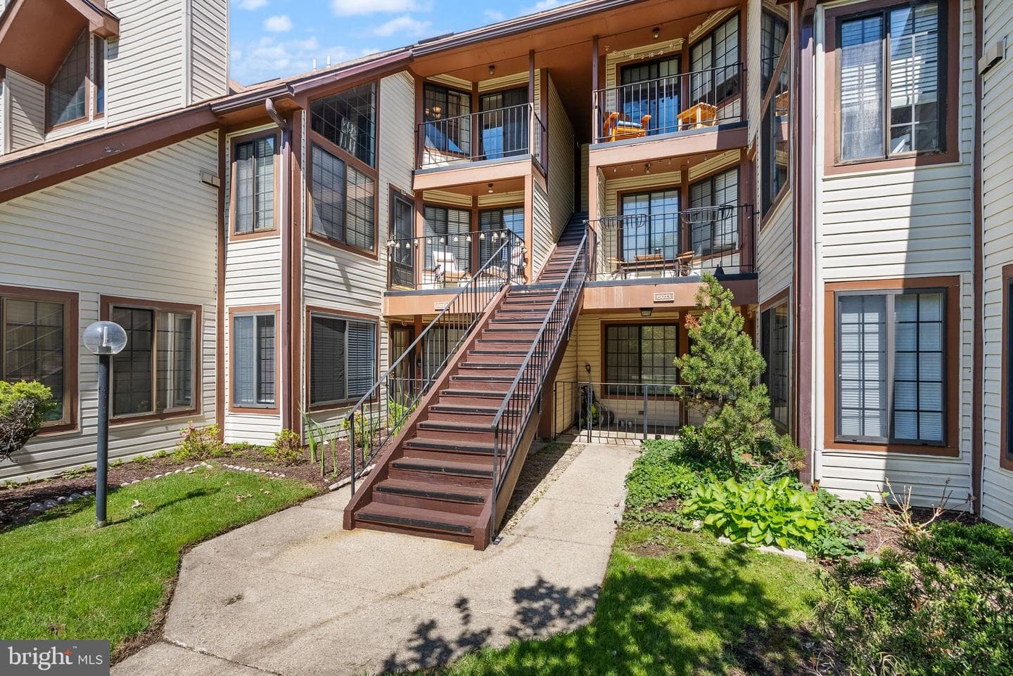 6013 Curtier Drive #c photo 9