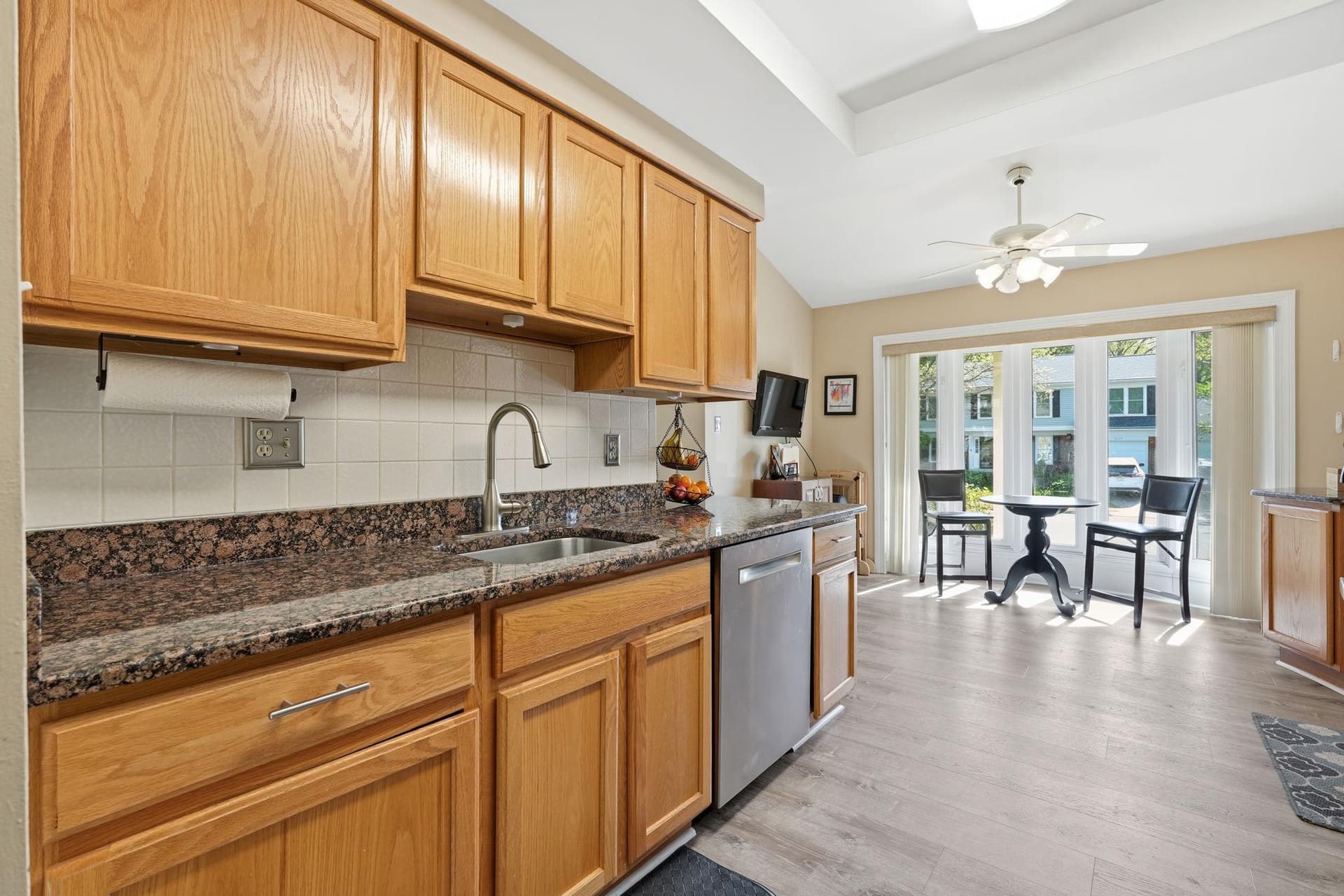 1630 Sadlers Wells Drive photo 10