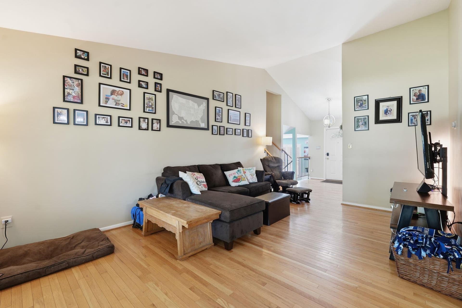 1630 Sadlers Wells Drive photo 18