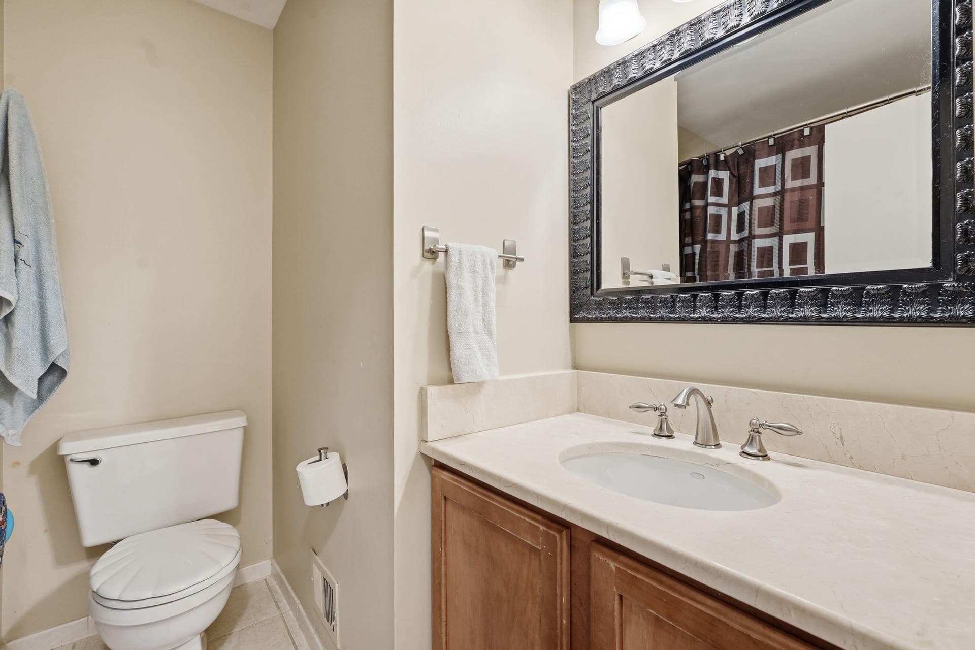 1630 Sadlers Wells Drive photo 29