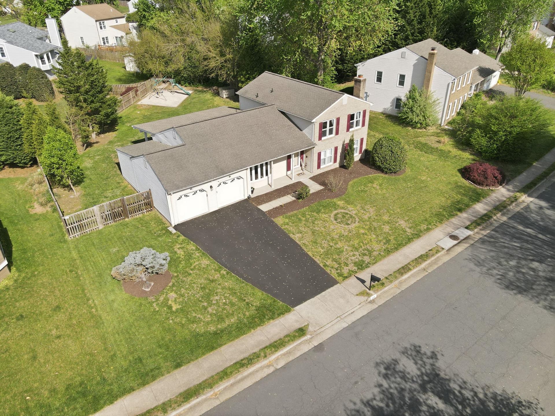 1630 Sadlers Wells Drive photo 54