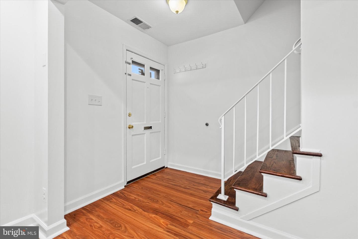 8123 Kingsway Ct # 268 photo 4