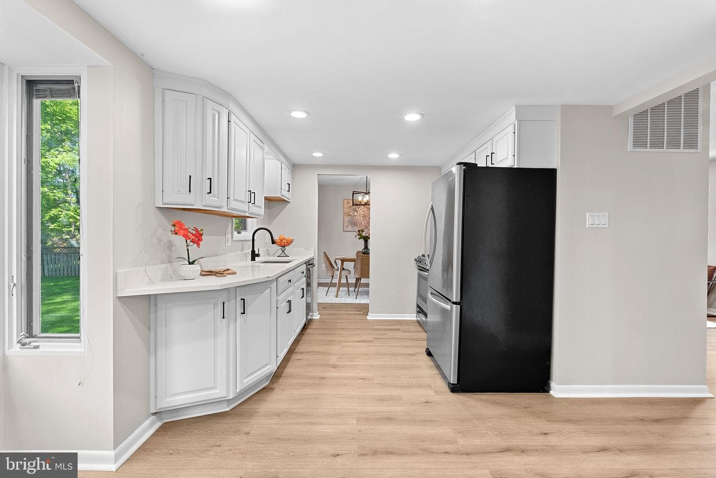 14810 Cranoke Street photo 23