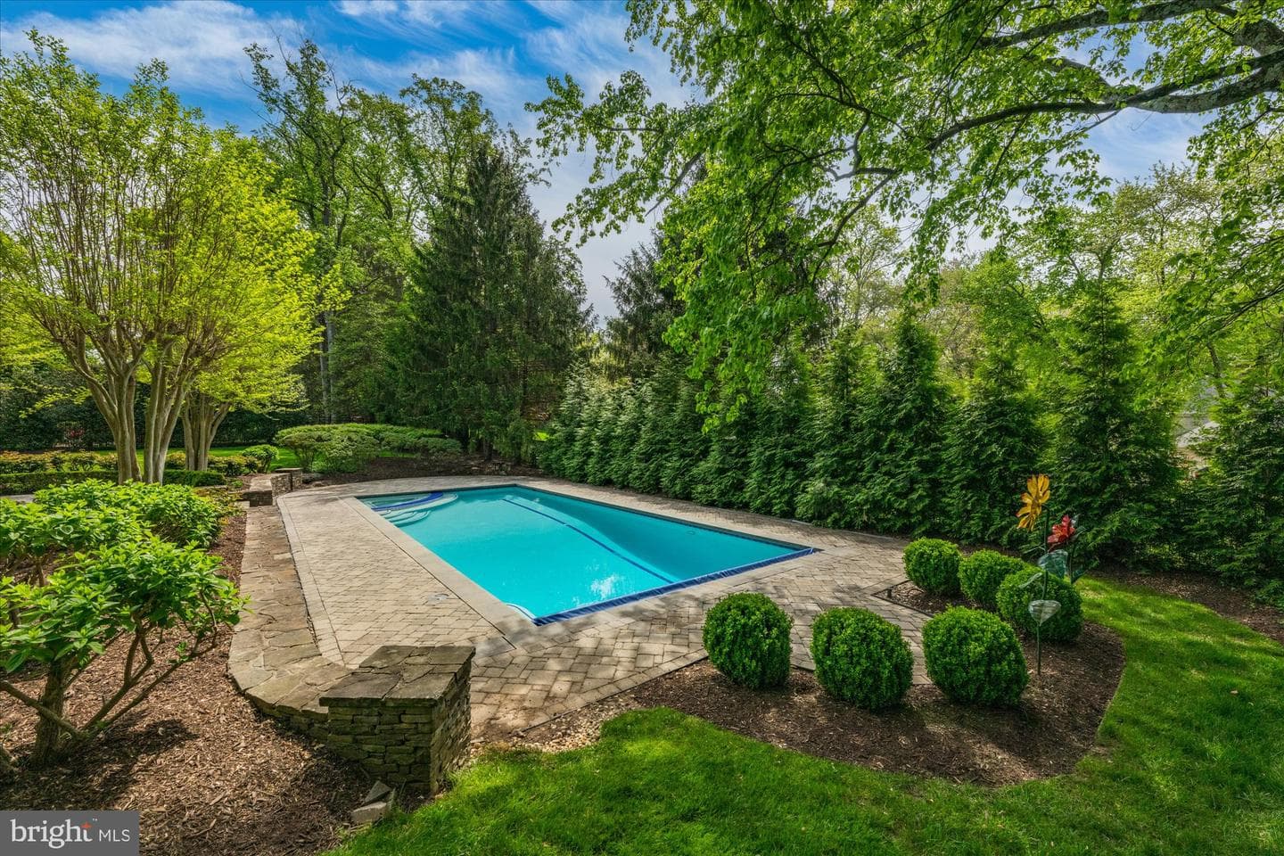 8405 Brookewood Court photo 4