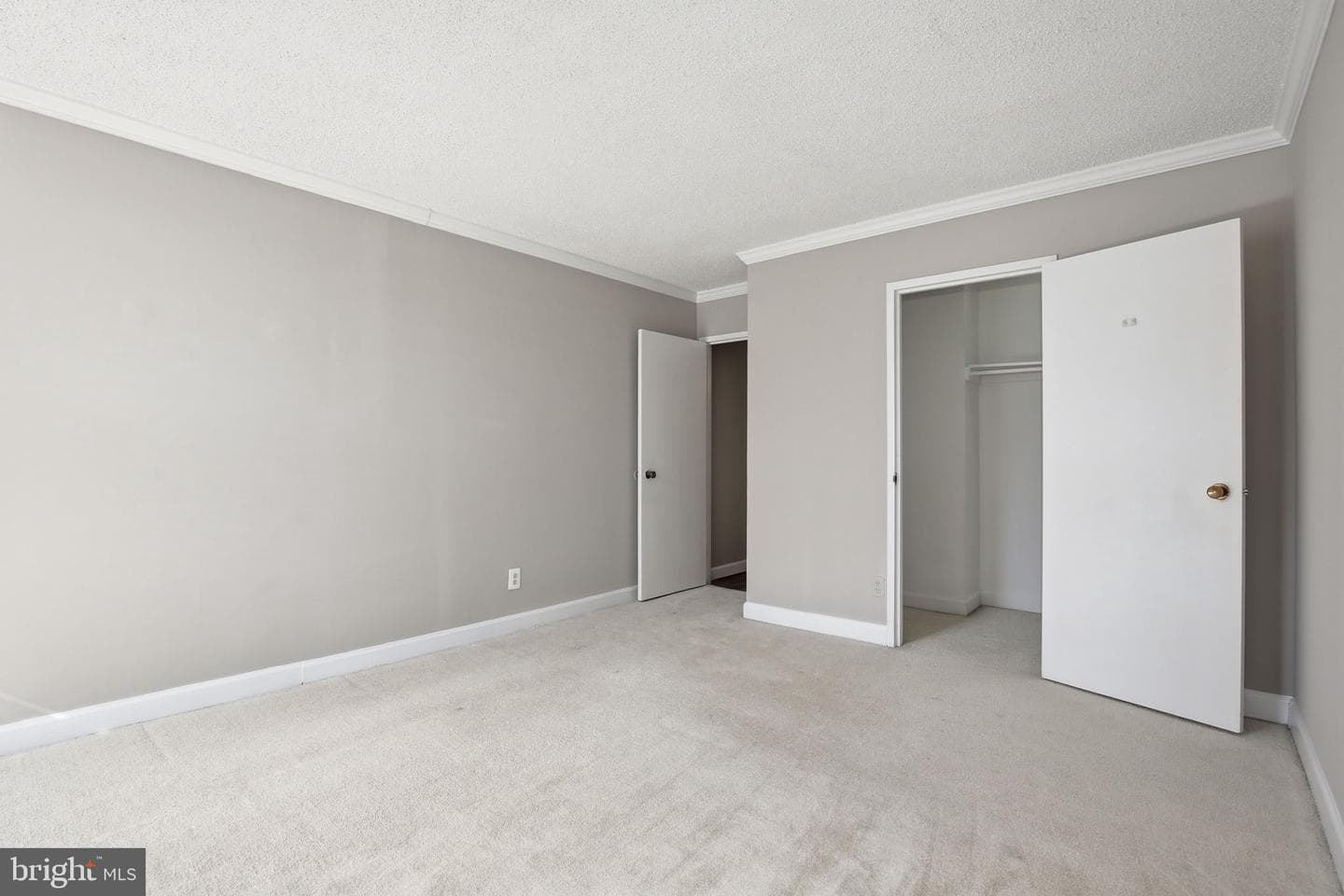 2300 Pimmit Drive #713 photo 14